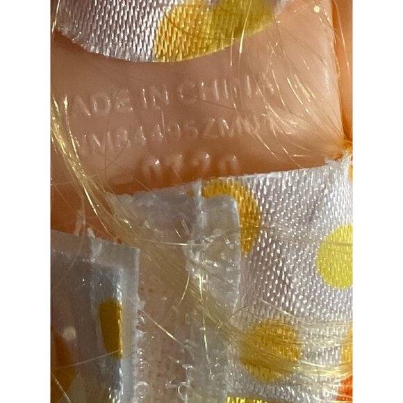 Miniature Fashion Dolls With Colorful Outfits and Hair Set of 5 dolls - Picture 3 of 13